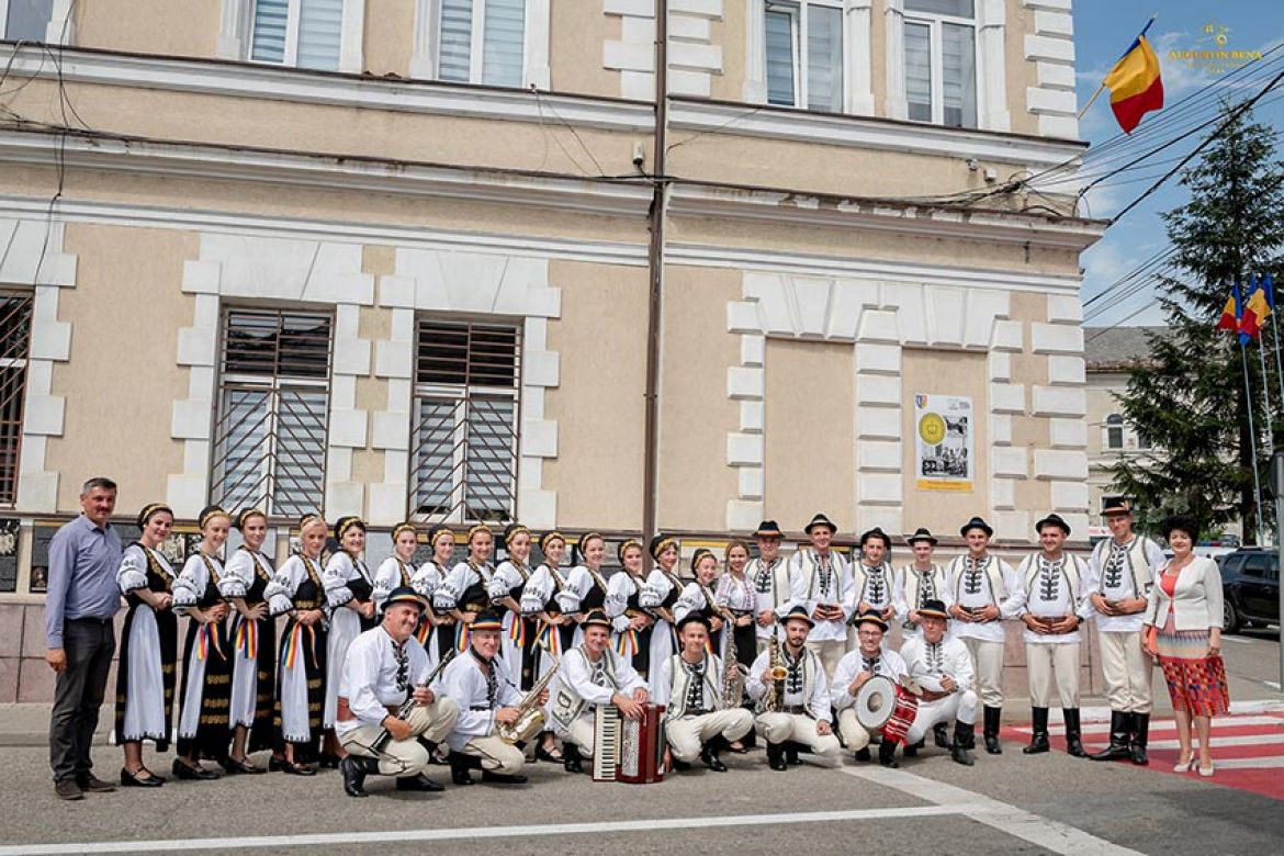 castigatorii_festivalului_inimi_de_piatra_din_tara_de_piatra