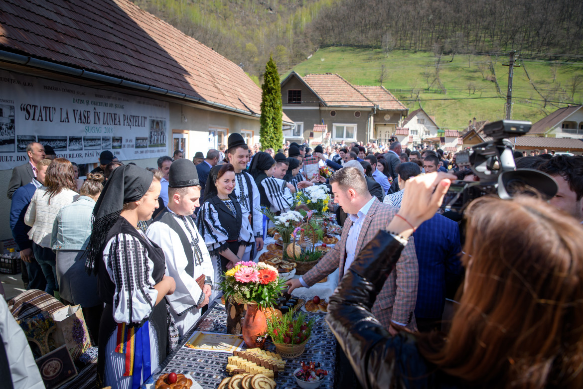 Statu’ la vase în Lunea Paștelui