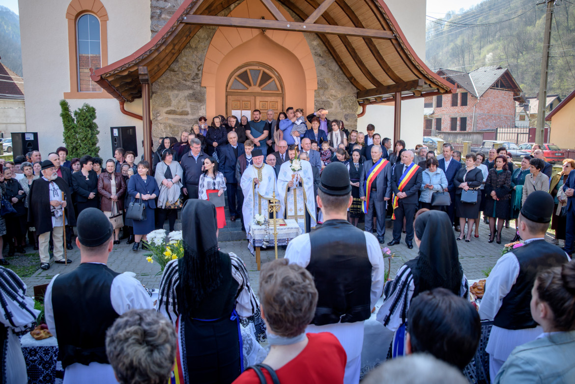 Statu’ la vase în Lunea Paștelui