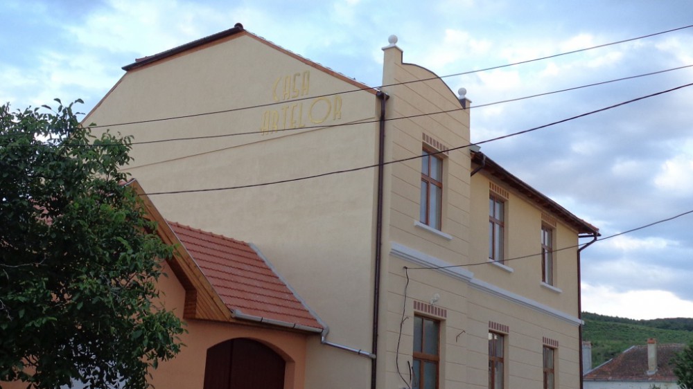 Casa artelor din deal